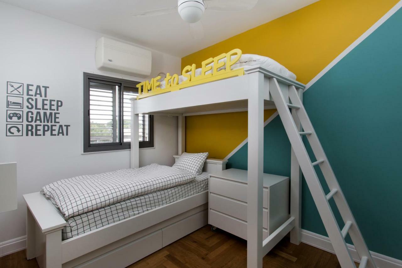 Colorful Bnb Apartment Haifa Kültér fotó